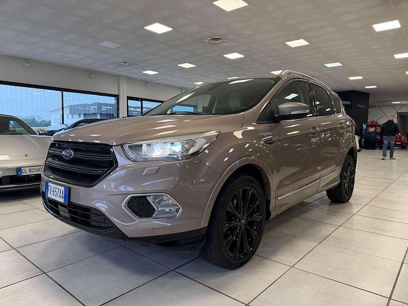 Usata Ford Kuga Vignale 150 CV (110 kW) 2019 Other SUV