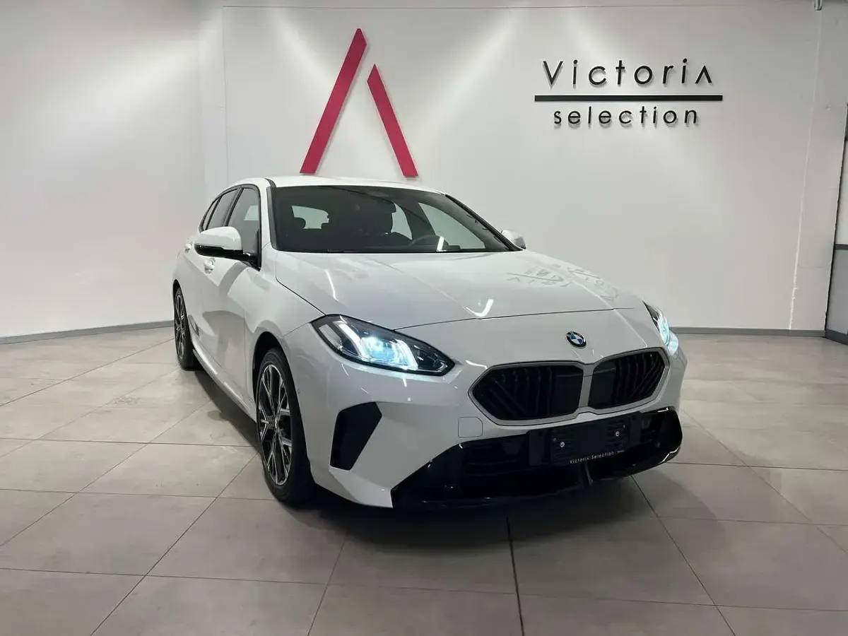 Usata BMW 118 M Sport 150 CV (110 kW) 2025 Bianco Utilitaria