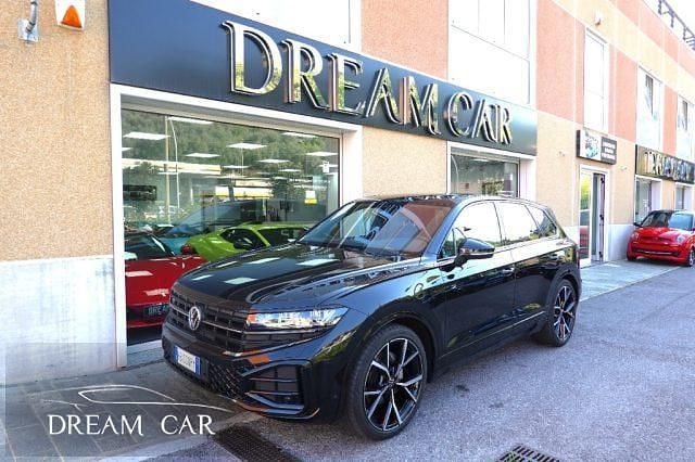Begagnad VW Touareg R-line 231 HK (169 kW) 2024 SUV