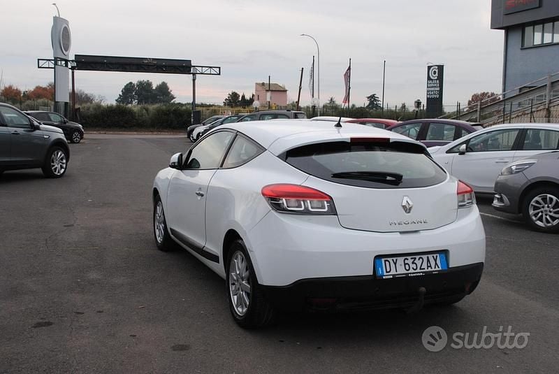 Usata Renault Mégane Coupé 110 CV (80 kW) 2009 Bianco Coupé