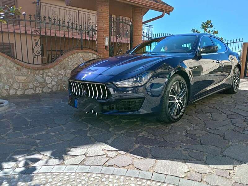Usato 2020 Maserati Ghibli 3.0 Diesel 275 CV (65.000 €)