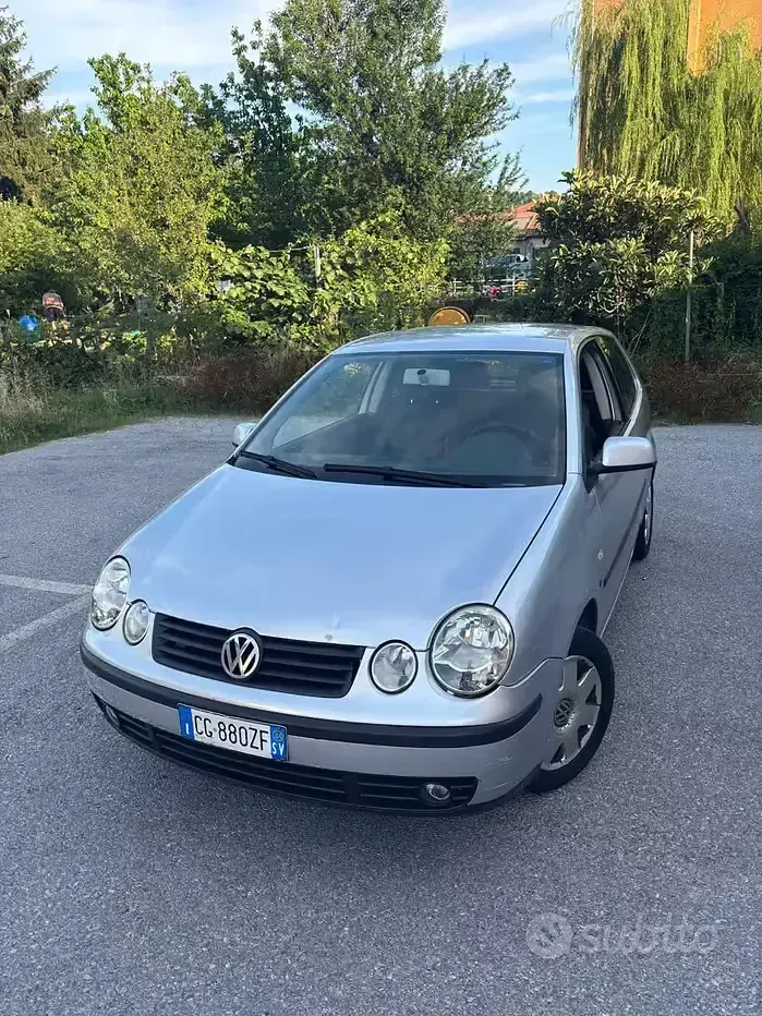 Usata VW Polo Sportline 75 CV (55 kW) 2005 Berlina