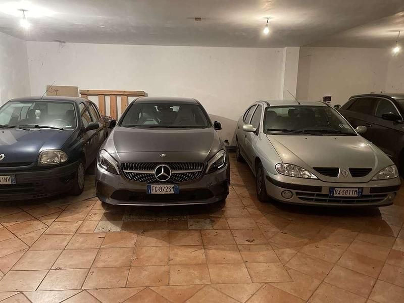 Usata Mercedes A160 Edition 90 CV (66 kW) 2017 Grigio Berlina