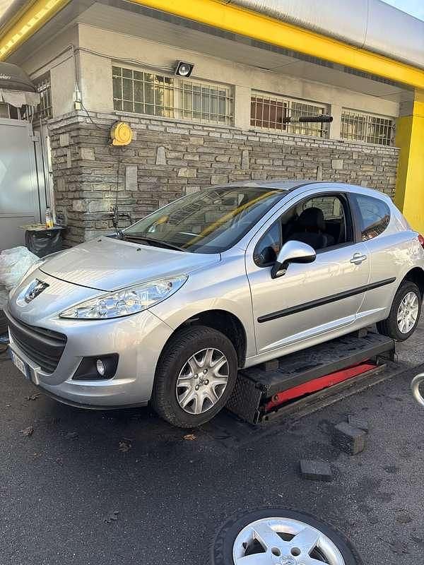 Usata Peugeot 207 95 CV (69 kW) 2010 Berlina