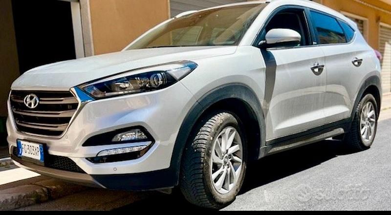 Usata Hyundai Tucson Xpossible 115 CV (84 kW) 2017 Grigio SUV