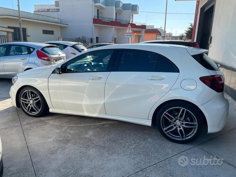 Usata Mercedes A200 AMG 136 CV (100 kW) 2017 Bianco Berlina
