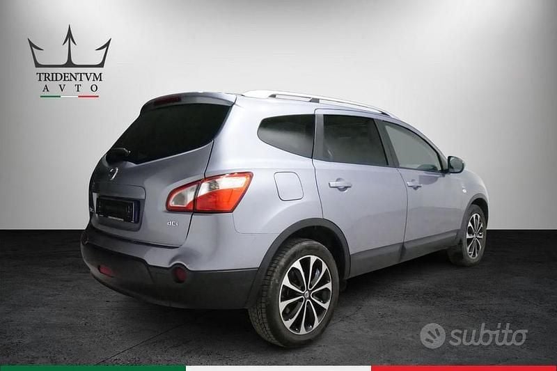 Używany Nissan Qashqai Acenta 150 KM (110 kW) 2011 Szary SUV