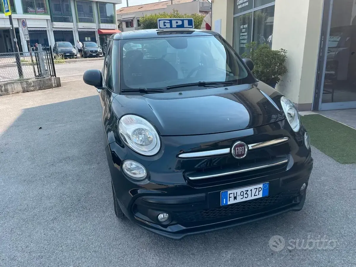 Usata Fiat 500L Mirror 95 CV (69 kW) 2018 Nero Monovolume