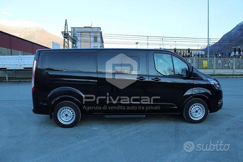 Usata Ford Tourneo Titanium X 185 CV (136 kW) 2021 Rosso Monovolume