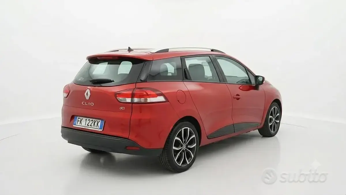 Usata Renault Clio 90 CV (66 kW) 2017 Rosso Station wagon