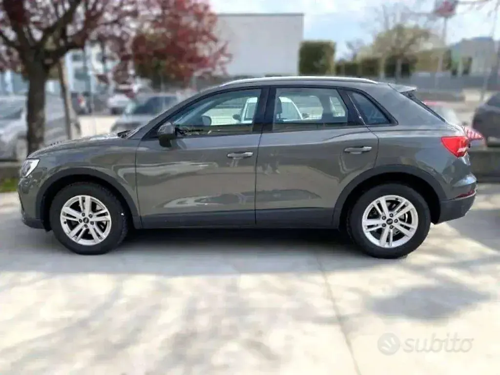 Usata Audi Q3 Business 150 CV (110 kW) 2021 Grigio SUV