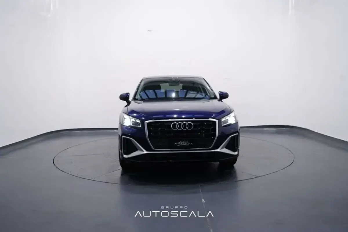 Usata Audi Q2 S-Line 150 CV (110 kW) 2024 Blu navarra SUV