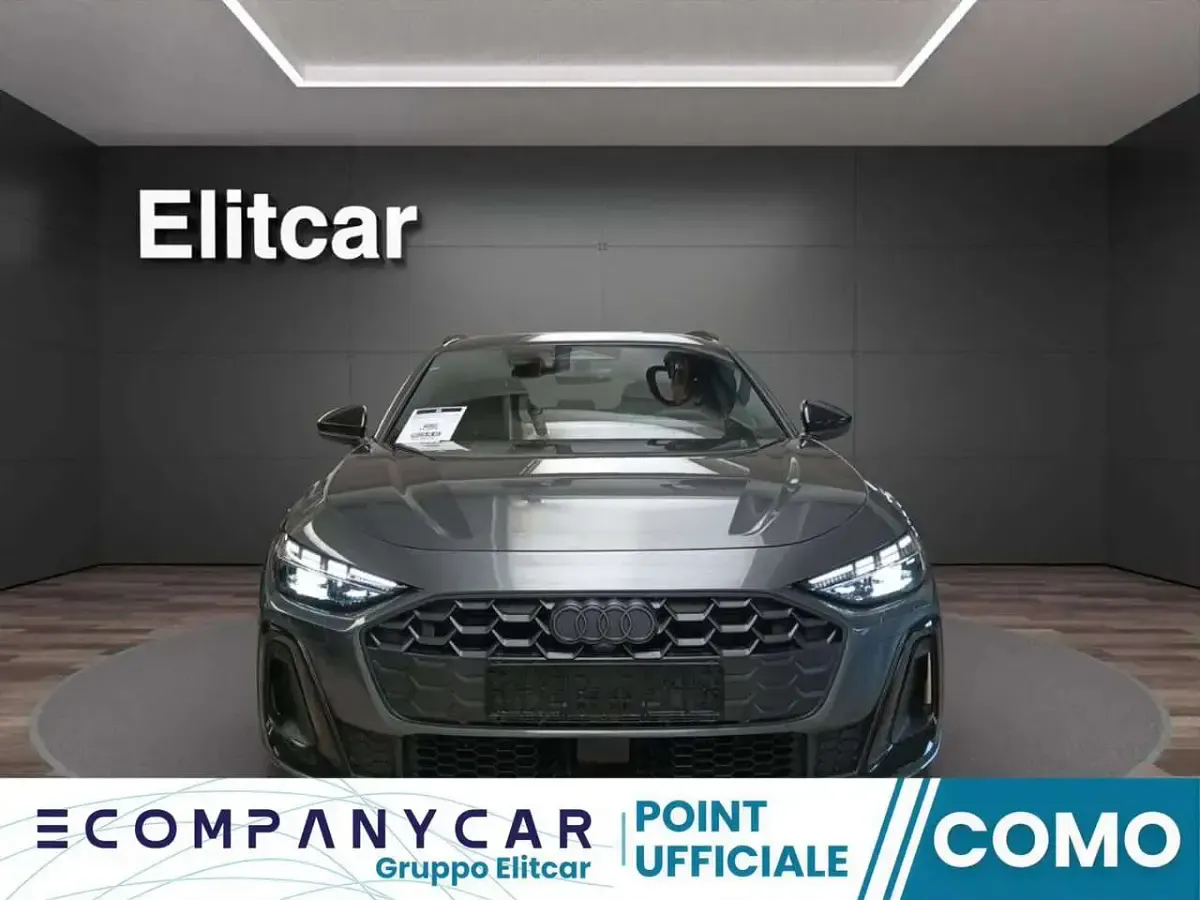 Nuova Audi A5 S-Line 204 CV (150 kW) 2025 Grigio daytona Station wagon