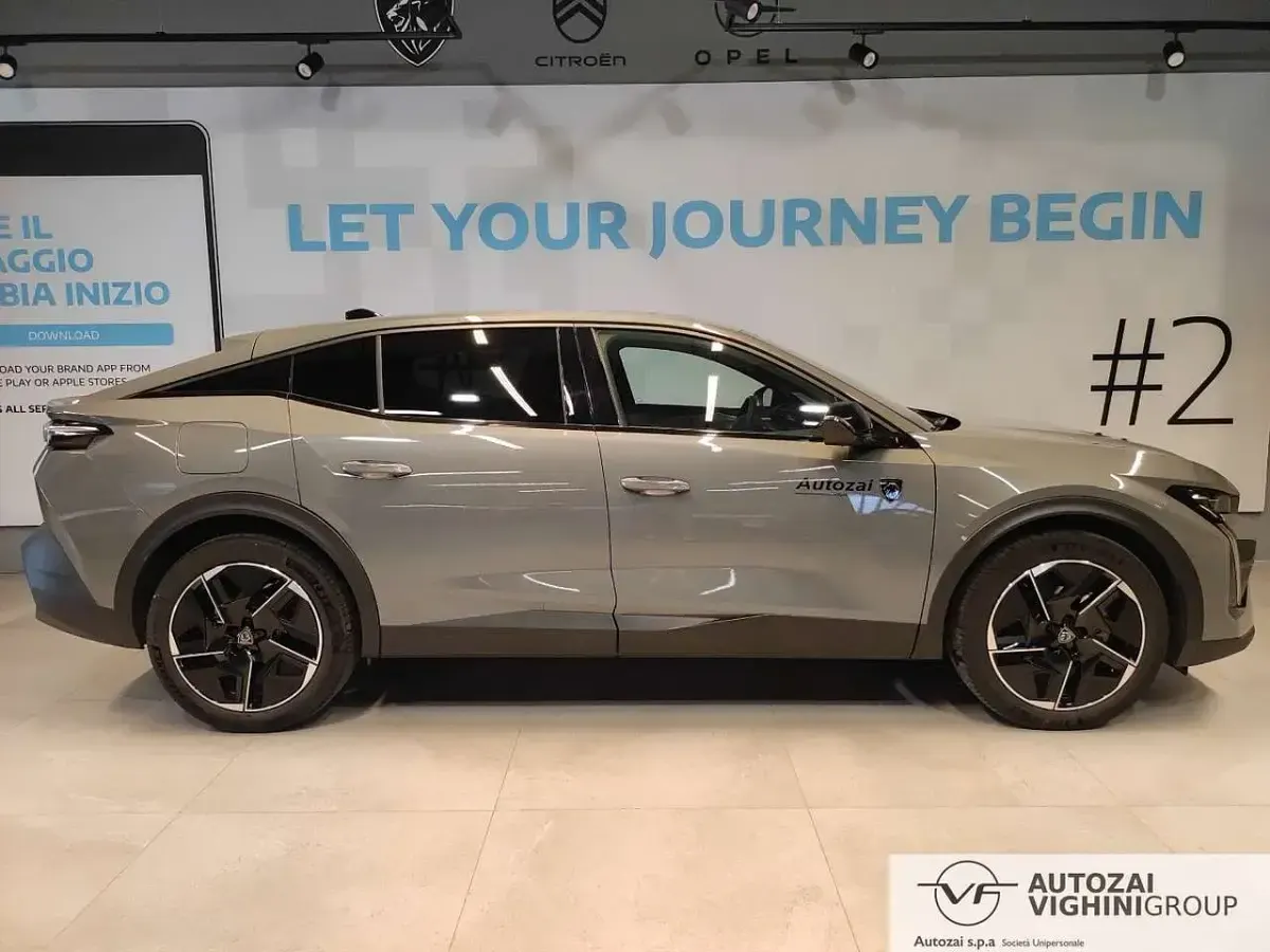 Usata Peugeot 408 GT 136 CV (100 kW) 2024 Grigio SUV