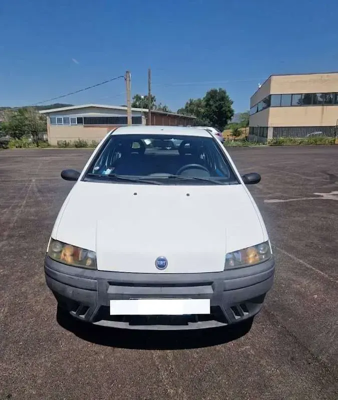 Usata Fiat Punto 60 CV (44 kW) 2000 Bianco Utilitaria