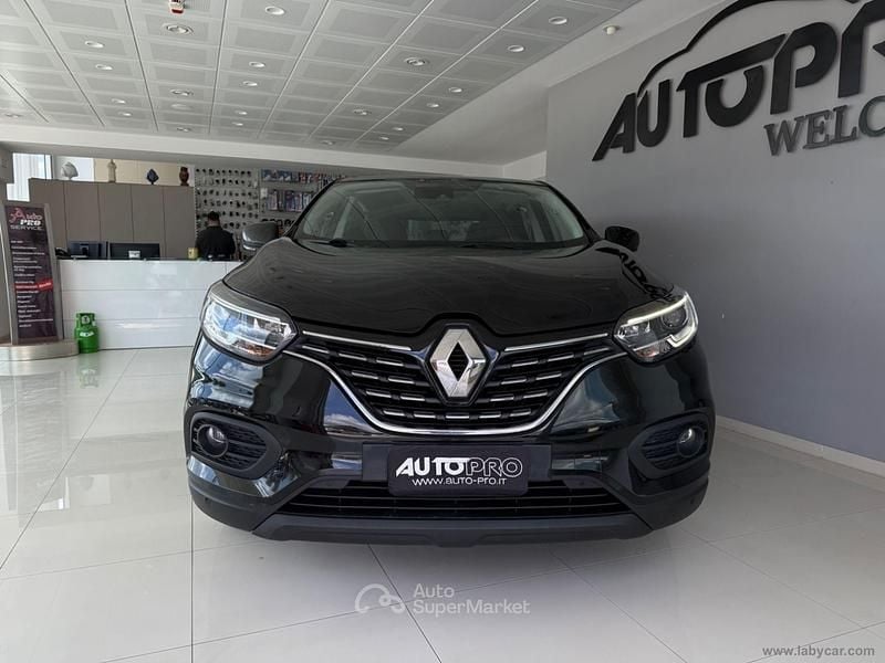 Nero Usata 2022 Renault Kadjar Business SUV | 16.300 € (Buon prezzo) - Immagine 1/4