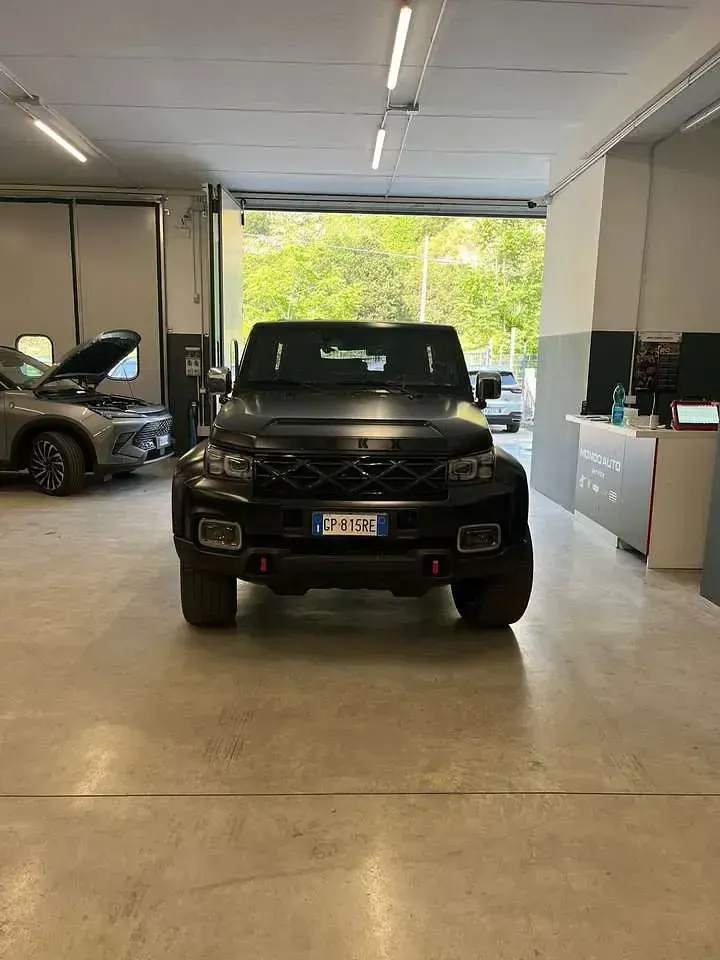Usata ICH-X K2 162 CV (119 kW) 2023 Nero SUV