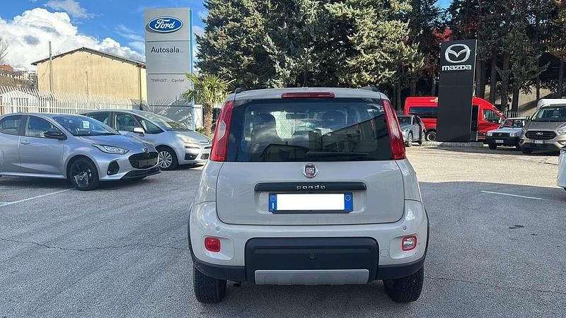 Usata Fiat Panda 4x4 S 95 CV (69 kW) 2016 Grigio Utilitaria