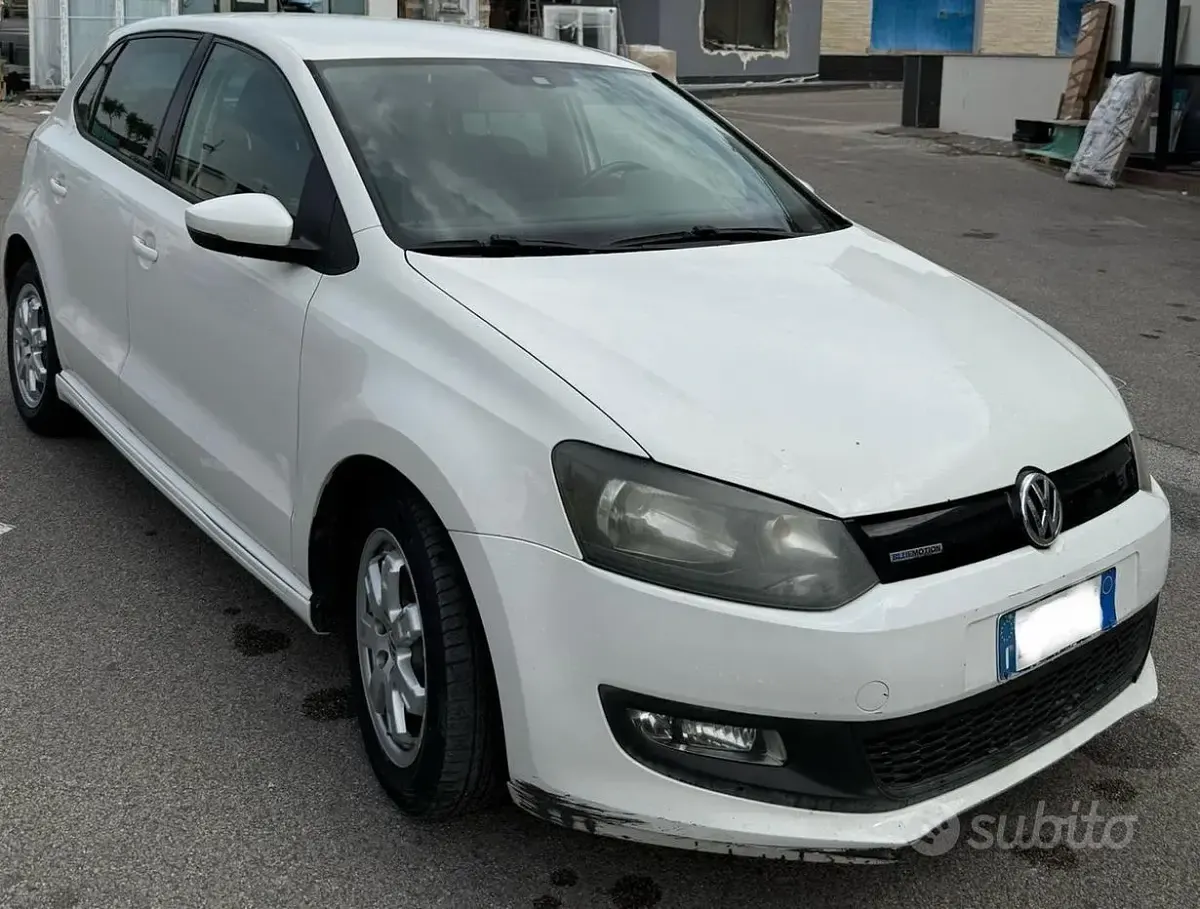 Usata VW Polo 75 CV (55 kW) 2011 Bianco Utilitaria