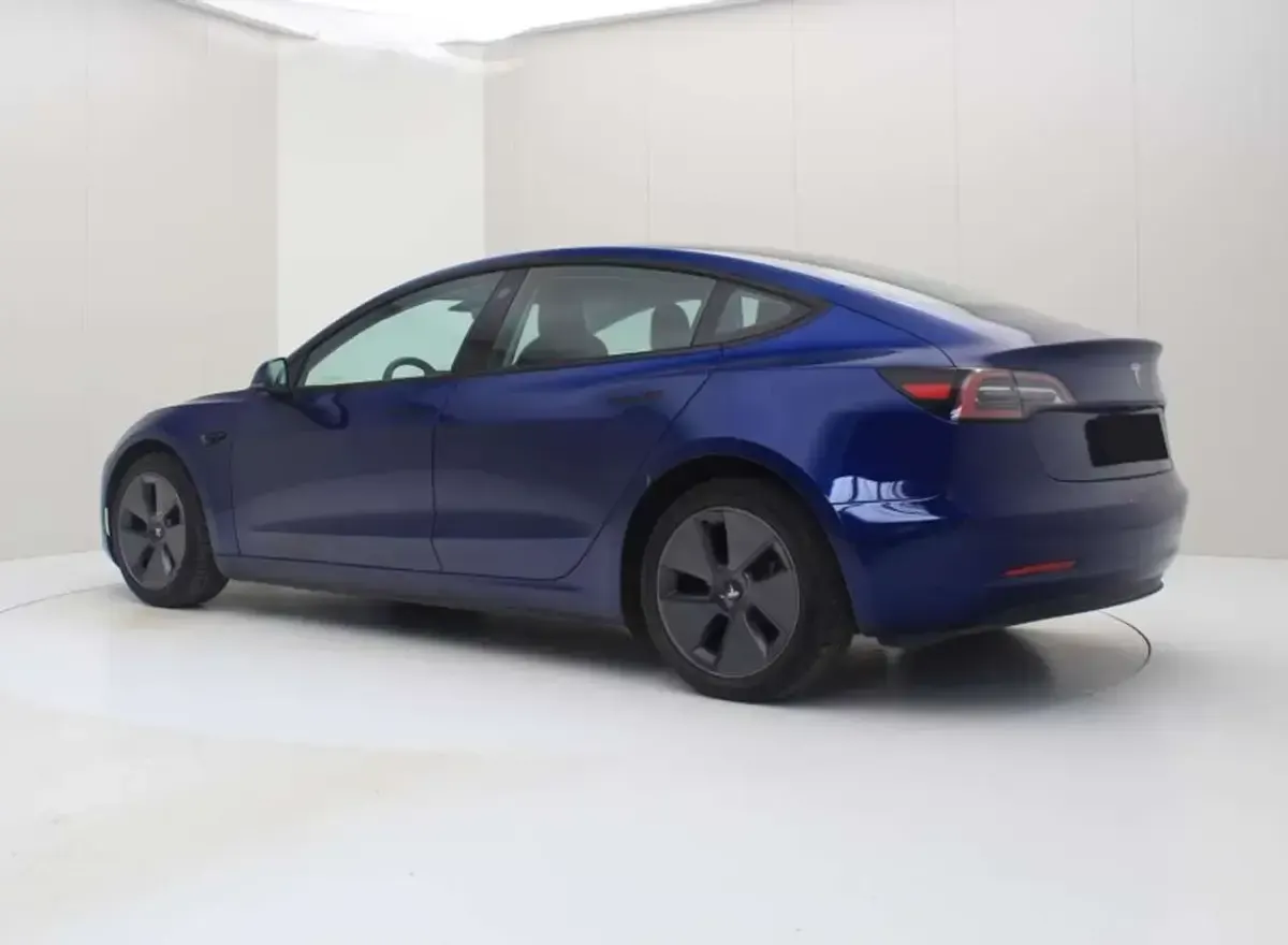 Usata Tesla Model 3 Standard Range 88 kW (120 CV) 2022 Blu/azzurro Berlina
