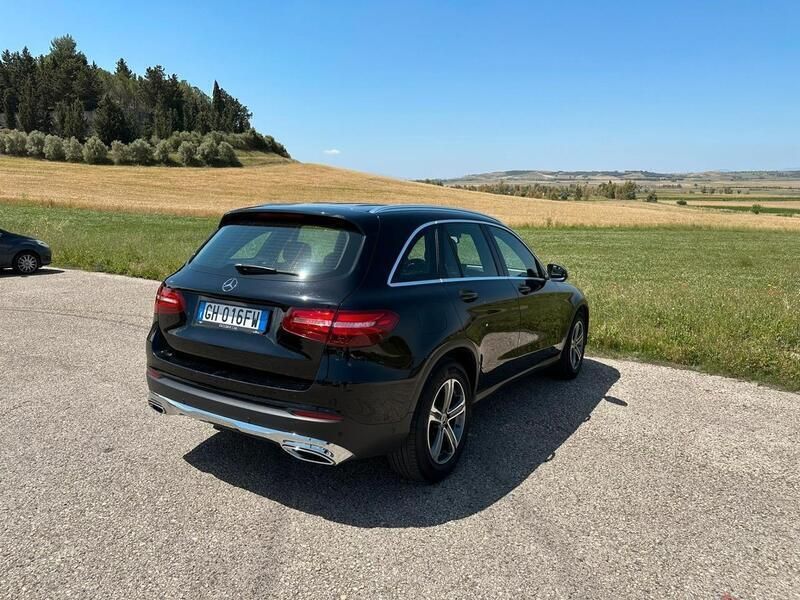 Usata Mercedes GLC220 Premium 170 CV (125 kW) 2018 Nero SUV