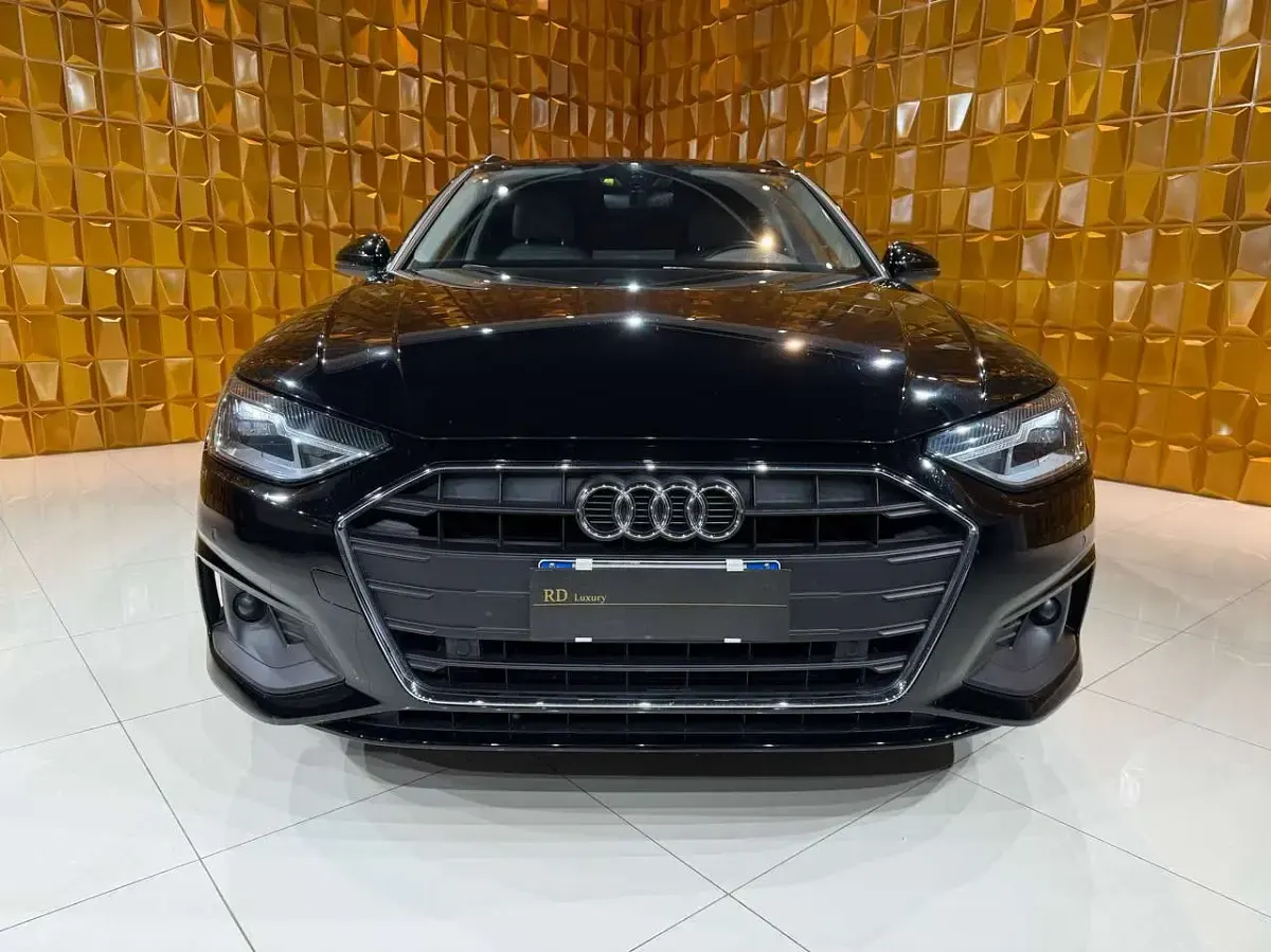 Usata Audi A4 Ambiente 136 CV (100 kW) 2022 Nero Station wagon