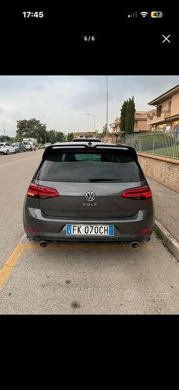 Usata VW Golf VII Sportline 116 CV (85 kW) 2017 Grigio Berlina