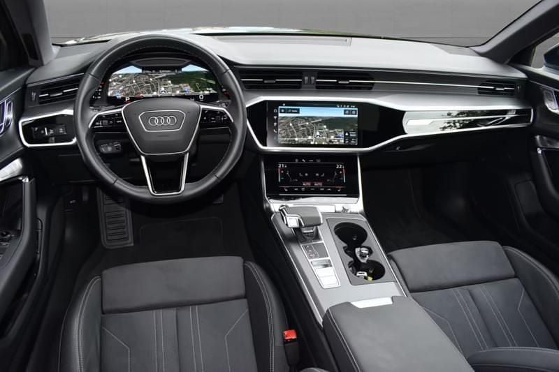 Usata Audi A6 S-Line 204 CV (150 kW) 2024 Blu metallizzato Station wagon