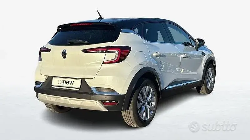 Usata Renault Captur Intens 145 CV (106 kW) 2022 Bianco SUV