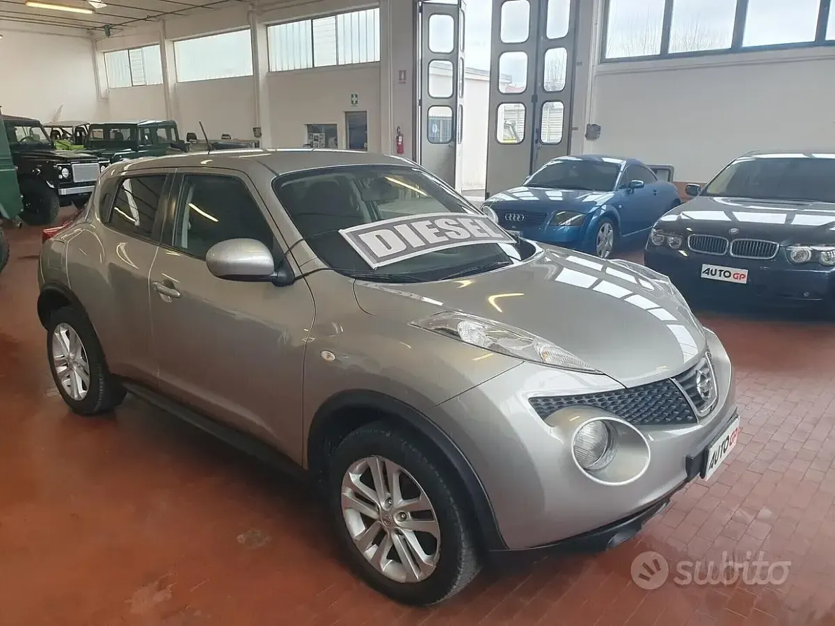 Usata Nissan Juke Acenta 110 CV (80 kW) 2012 Grigio SUV