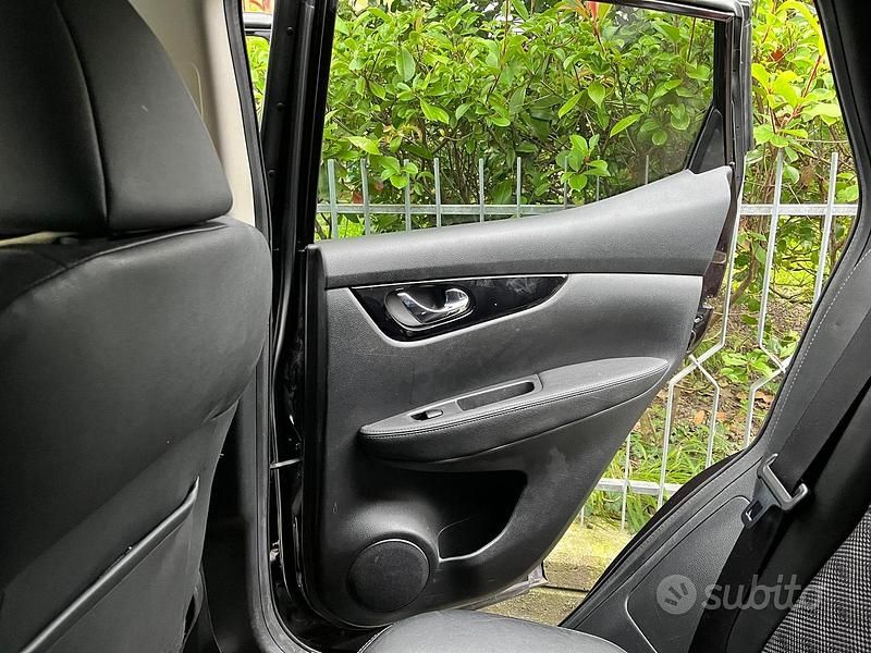 Usata Nissan Qashqai 360º 116 CV (85 kW) 2014 Marrone SUV