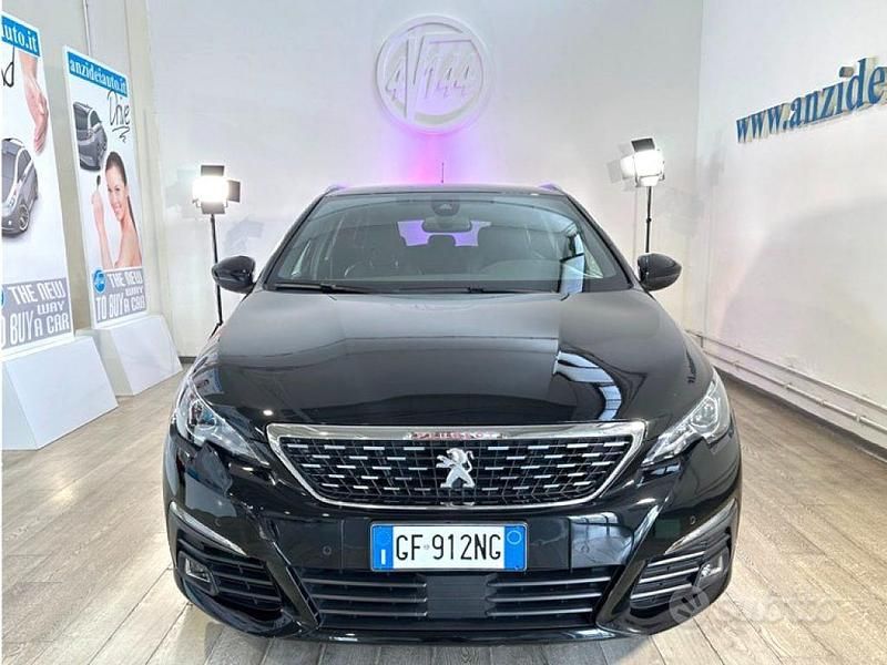 Usata Peugeot 308 GT 131 CV (96 kW) 2021 Nero metallizzato Station wagon