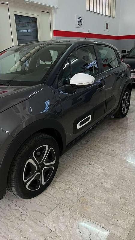 Usata Citroën C3 PureTech 83 CV (61 kW) 2024 Grigio scuro Berlina