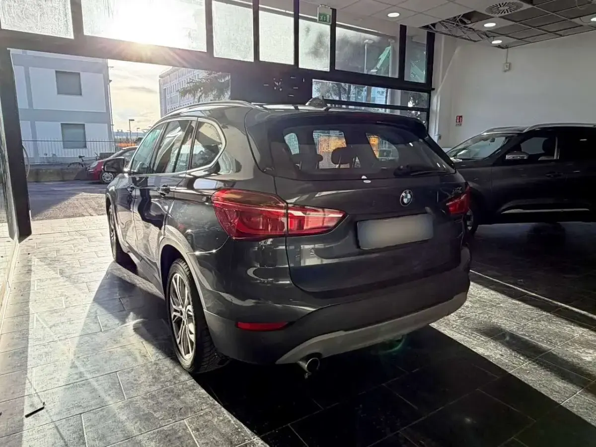 Usata BMW X1 Advantage 150 CV (110 kW) 2015 Atlantic grey metallic SUV