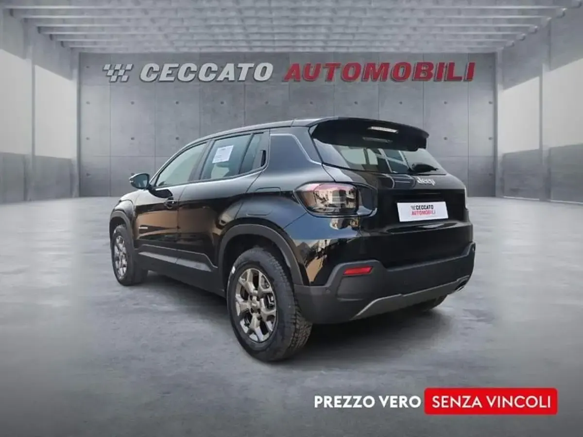 Nuova Jeep Avenger Longitude 100 CV (73 kW) 2026 Nero SUV