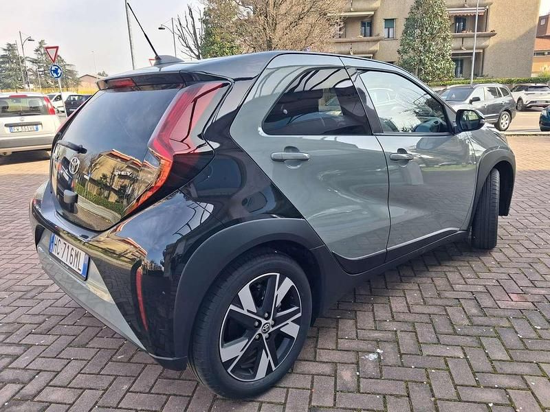 Nuova Toyota Aygo X Trend 92 CV (67 kW) 2026 Tarragon green SUV