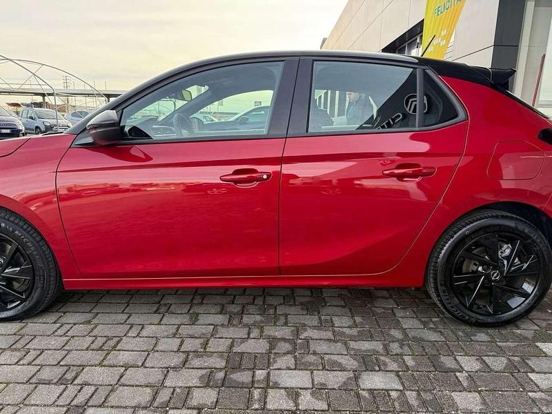 Usata Opel Corsa 101 CV (74 kW) 2024 Other Utilitaria