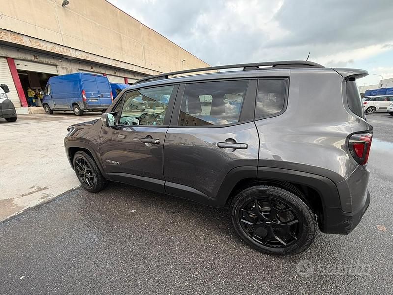 Usata Jeep Renegade Limited 120 CV (88 kW) 2020 Grigio SUV