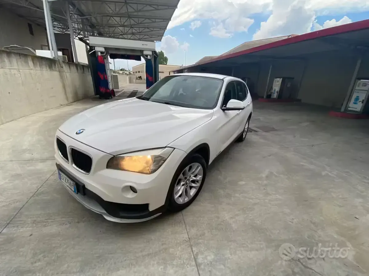 Usata BMW X1 143 CV (105 kW) 2013 Bianco SUV