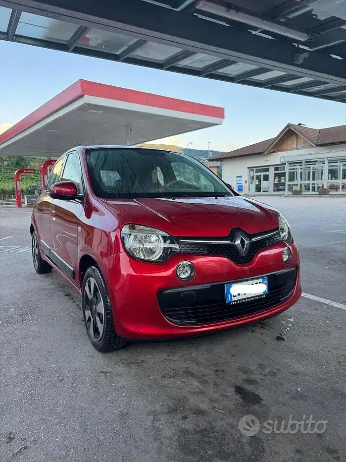 Usata Renault Twingo 69 CV (50 kW) 2014 Rosso Utilitaria
