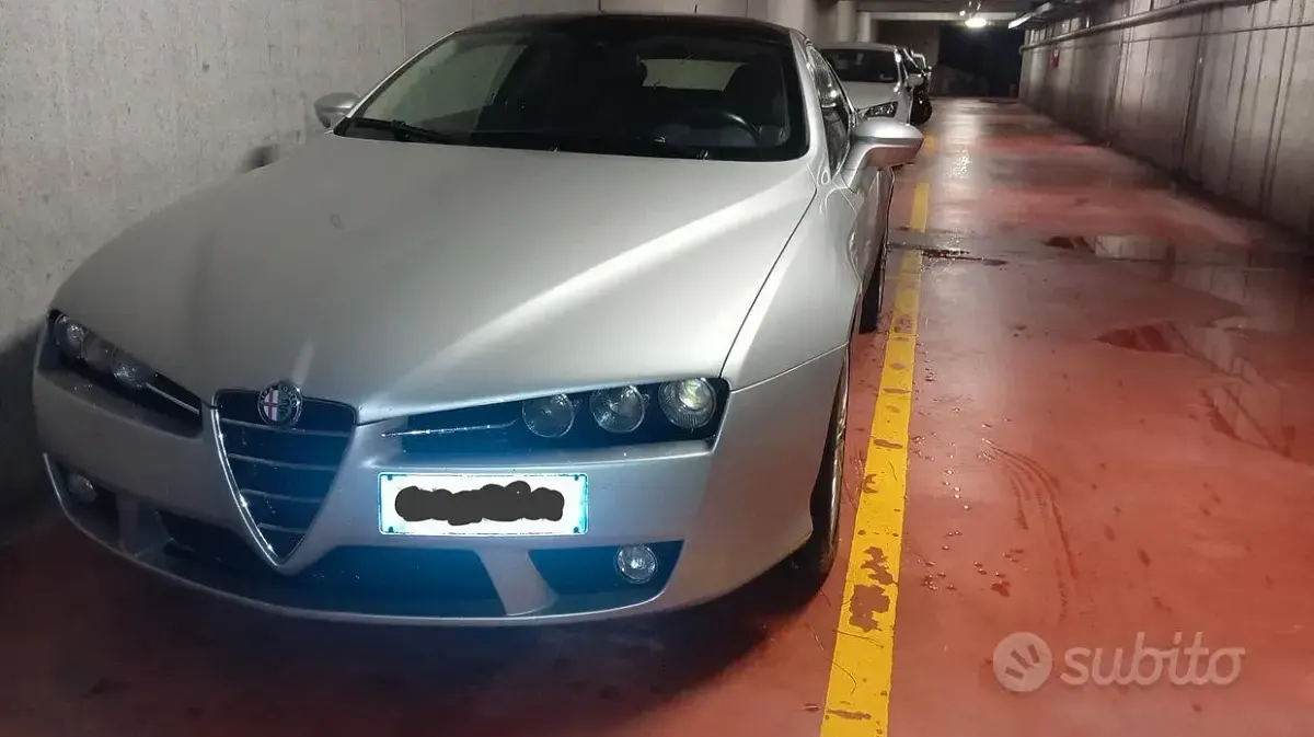 Usata Alfa Romeo Brera 185 CV (136 kW) 2006 Grigio Coupé