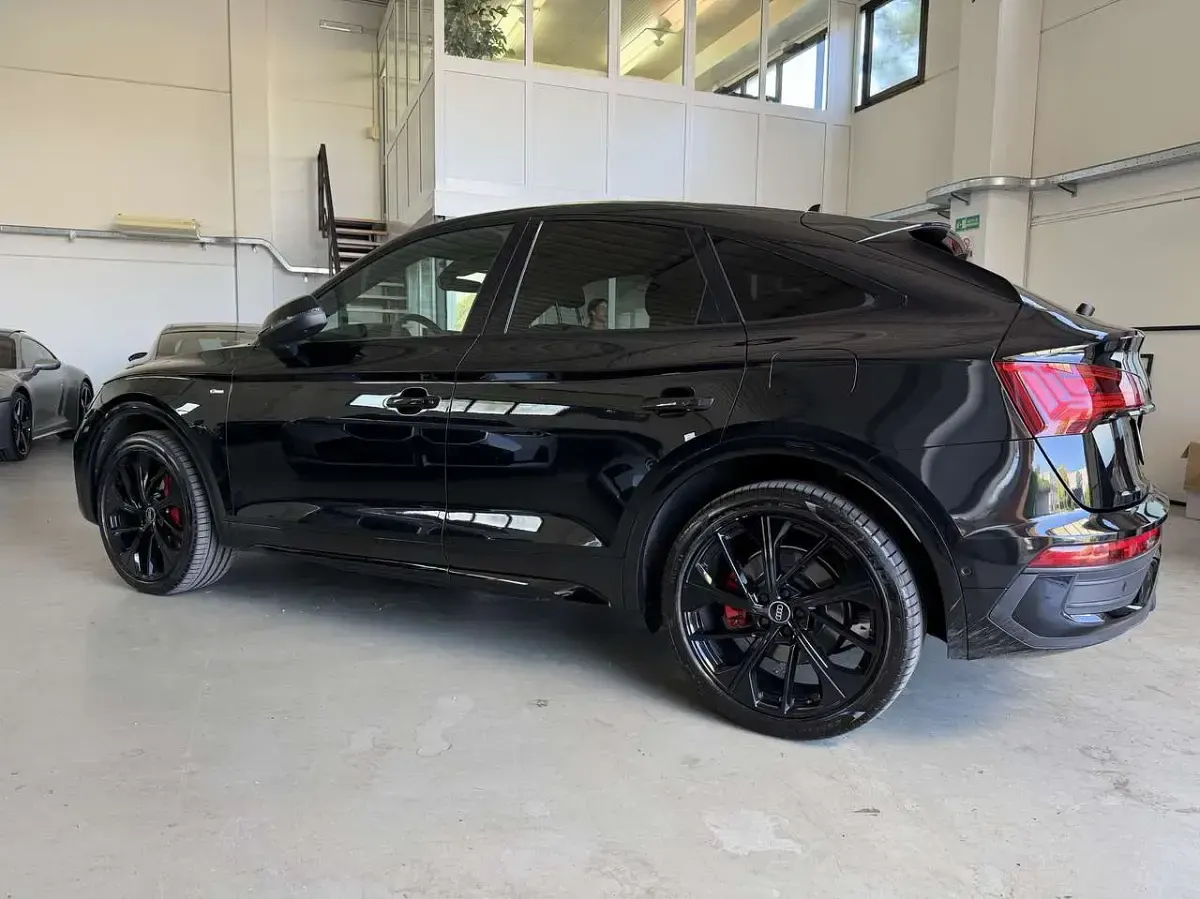 Usata Audi Q5 Sportback S-line plus 265 CV (194 kW) 2022 Nero SUV