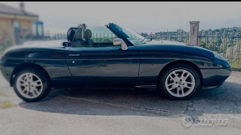 Usata Fiat Barchetta 131 CV (96 kW) 2001 Blu Cabrio