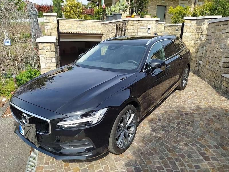 Usata 2018 Volvo V90 Business Edition Station wagon | 25.600 € (Molto cara) - Immagine 1/4