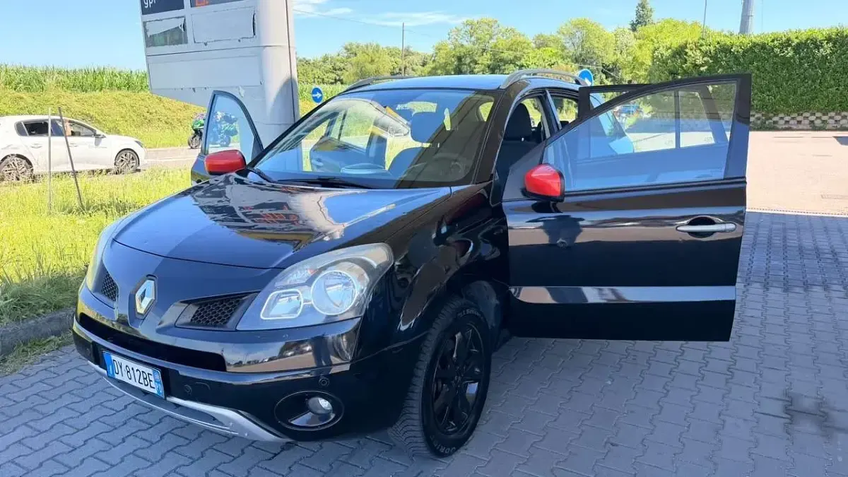 Usata Renault Koleos Dynamique 150 CV (110 kW) 2009 Nero SUV