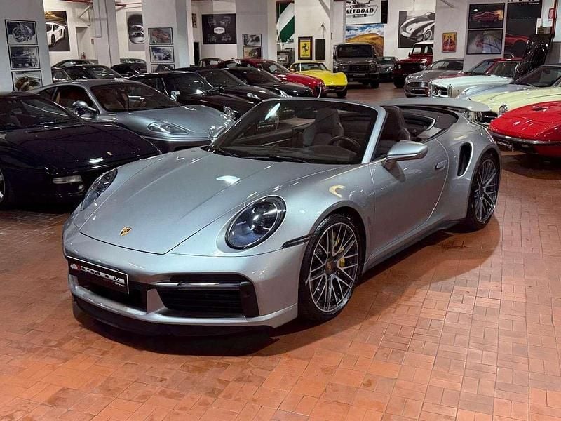 Usata Porsche 911 Turbo S Cabriolet 650 CV (478 kW) 2022 Argento gt Cabrio