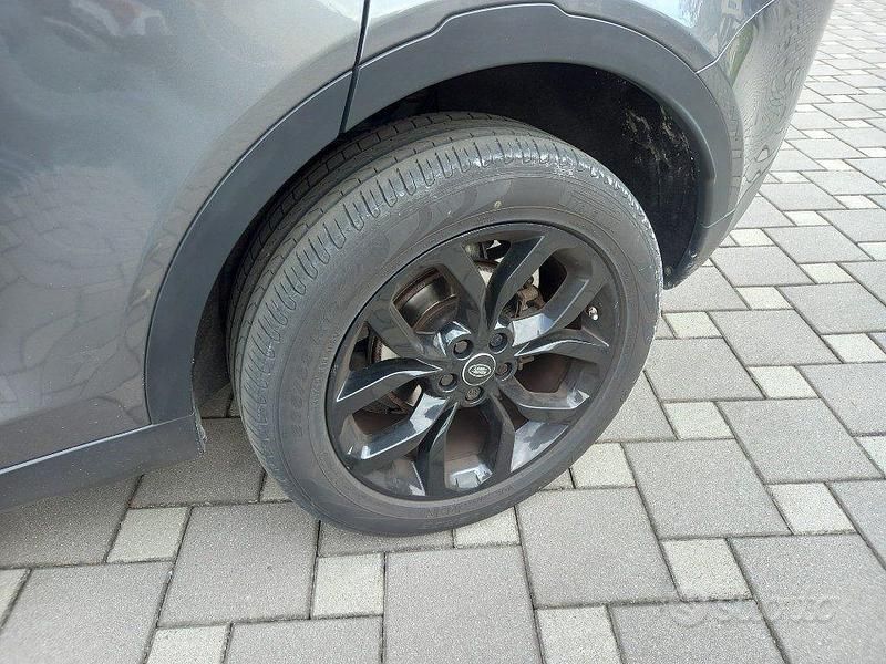 Usata Land Rover Discovery Sport HSE Luxury 180 CV (132 kW) 2015 Grigio SUV