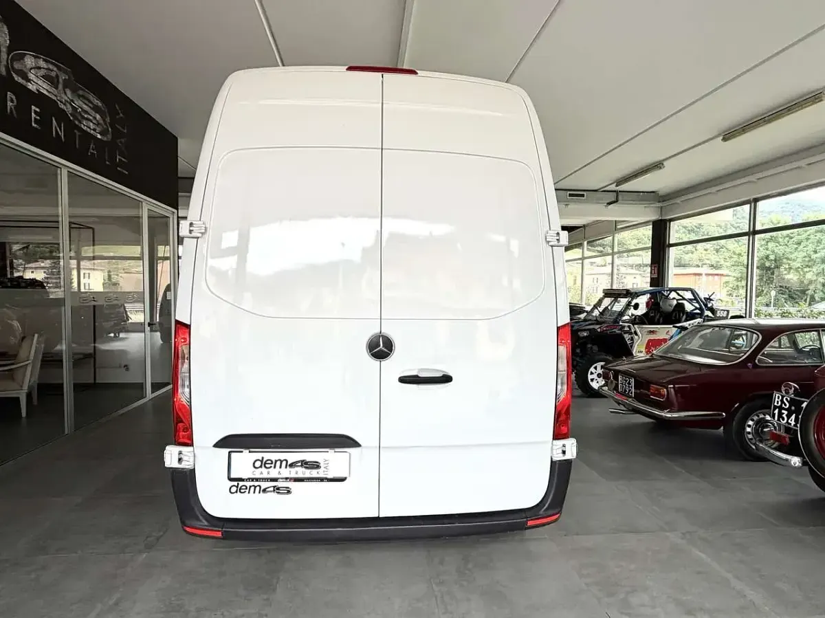 Usata Mercedes Sprinter 114 CV (83 kW) 2023 Bianco Furgone