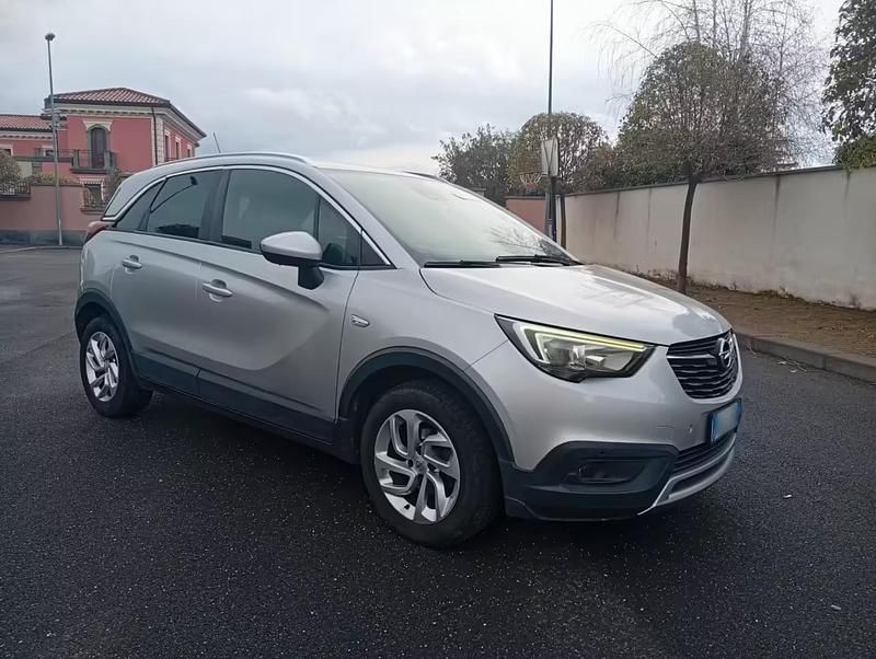 Usata Opel Crossland X 101 CV (74 kW) 2019 Argento SUV