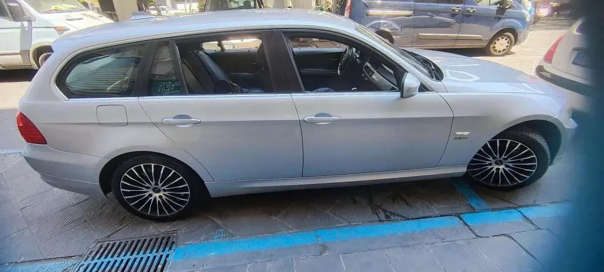 Usata BMW 320 184 CV (135 kW) 2012 Argento Station wagon